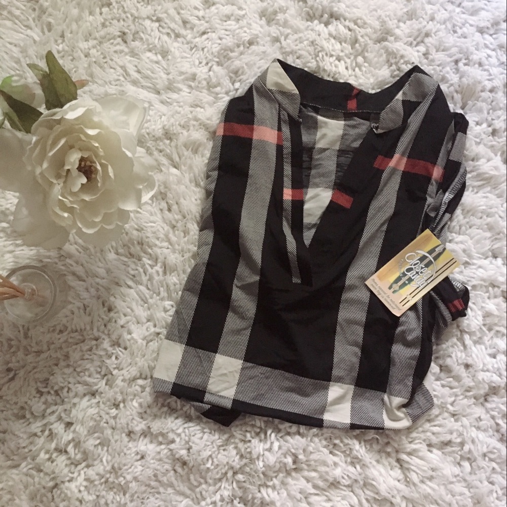 Sleeveless Top- NEVER WORN